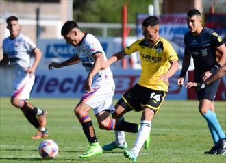 Deportivo Merlo se impuso ante UAI Urquiza en la continuidad de la fecha de  la Primera B - Desde La Ventana Salta - Argentina