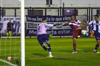 Pusieron muchas ganas, generaron poco fútbol