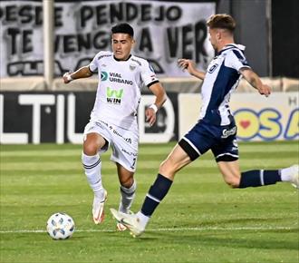 Noche de goles en Caseros