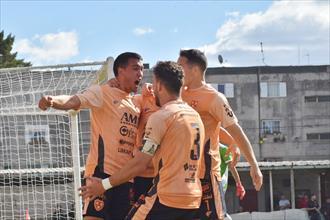 Berazategui festejó ante Midland - TyC Sports