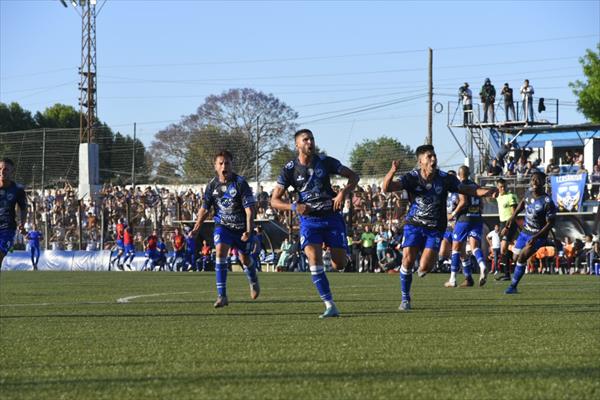 Les dejamos el gol de Maximiliano Rogoski para el funebrero, en el empate  en un tanto por bando entre Ferrocarril Midland y el Club Luján !!!, By  Funebrero TV