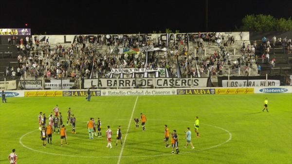 Con mística Talleres de Remedios de Escalada se trajo un triunfo