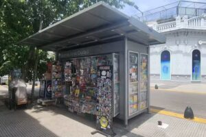 Diarios Y Revistas Plaza Serrano