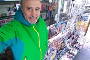 Kiosco De Diarios Y Revistas