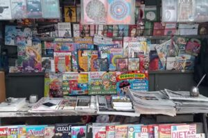 Kiosco De Diarios Y Revistas “Del Centro””