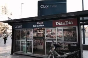 Kiosco de diarios y revistas Plaza Espa&ntilde;a