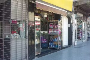 Kiosco de Diarios y Revistas &ldquo;ROJO&rdquo;