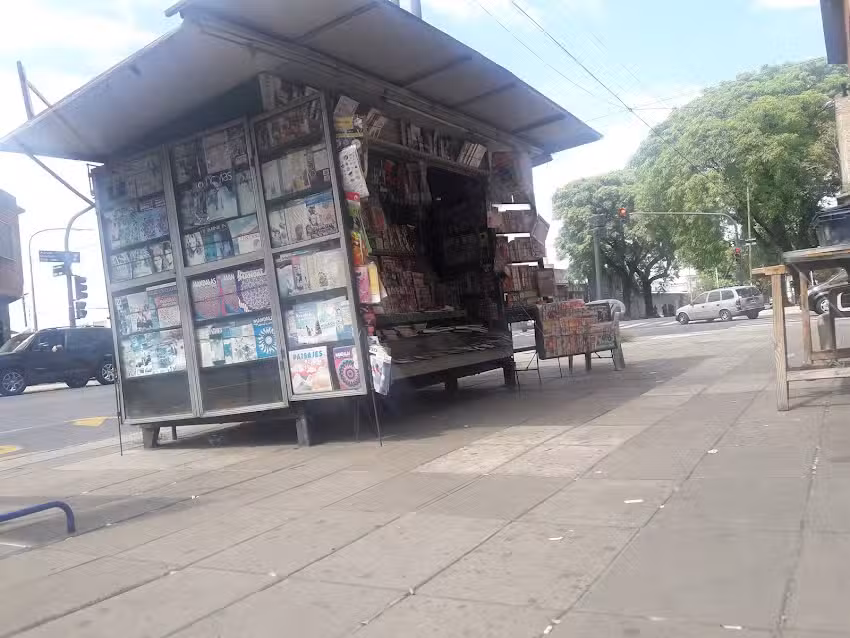 Kiosko De Diarios