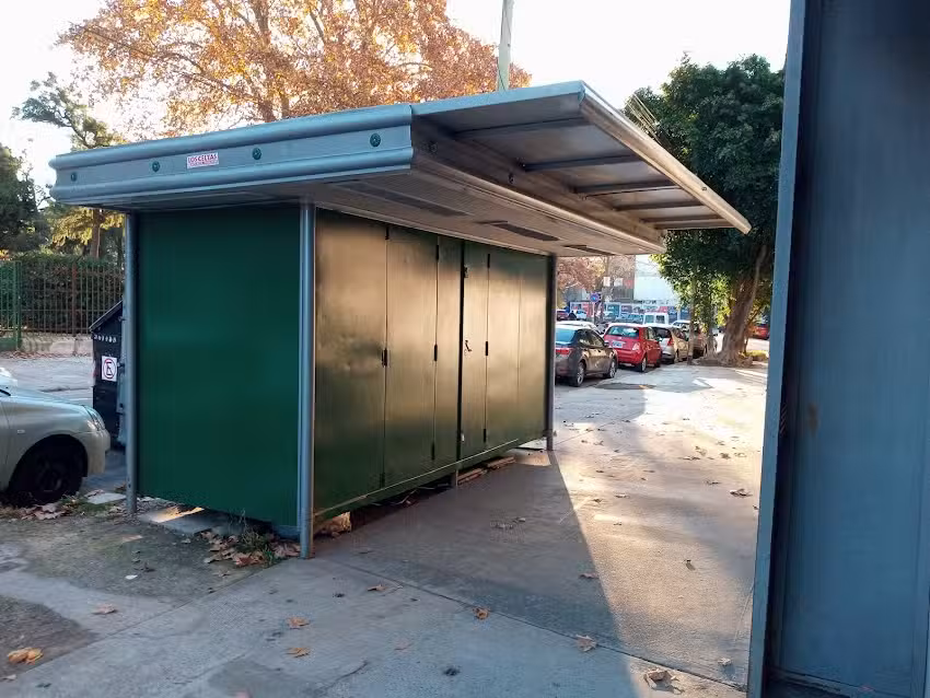 ️ Puesto de diarios del Parque