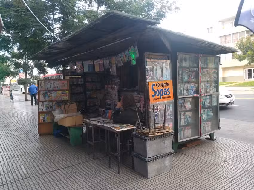 Puesto de diarios, revistas y colecciones