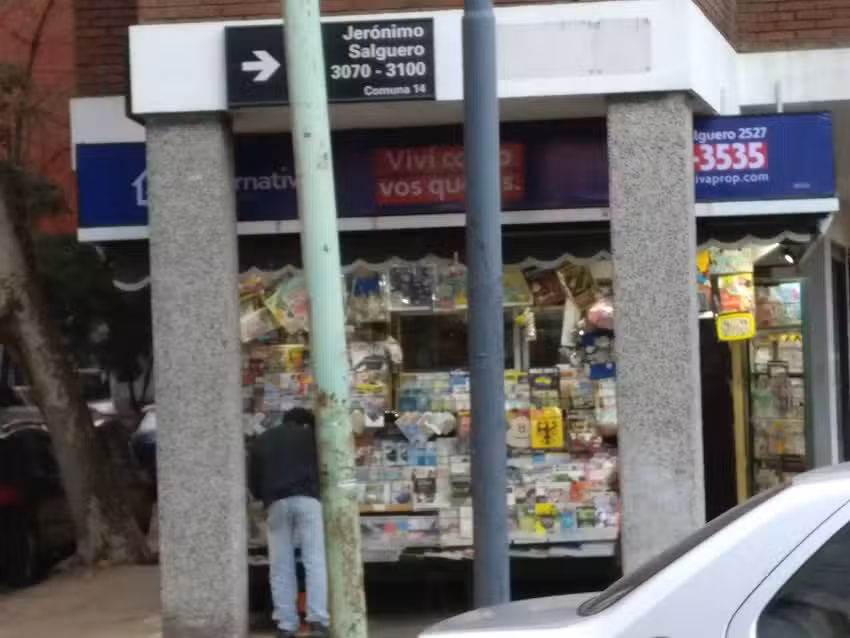 Puesto de Diarios Salguero