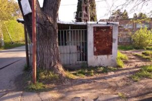 Puesto De Diarios Y Kiosco &ldquo;Eva&rdquo;