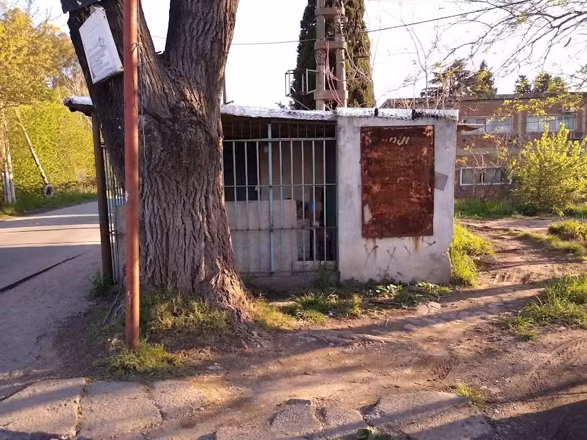 Puesto De Diarios Y Kiosco &ldquo;Eva&rdquo;