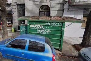 Puesto de diarios y revistas