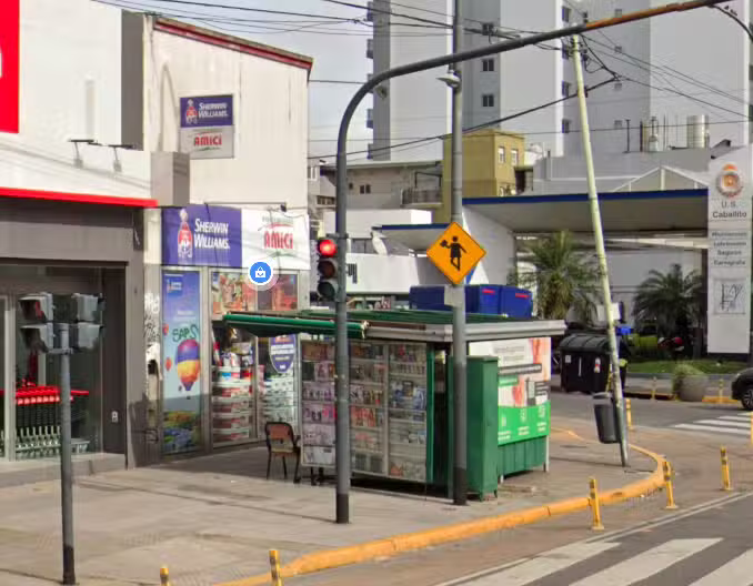 Puesto de diarios y revistas