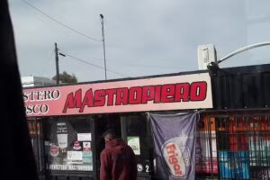 Revistero Kiosco Mastropiero